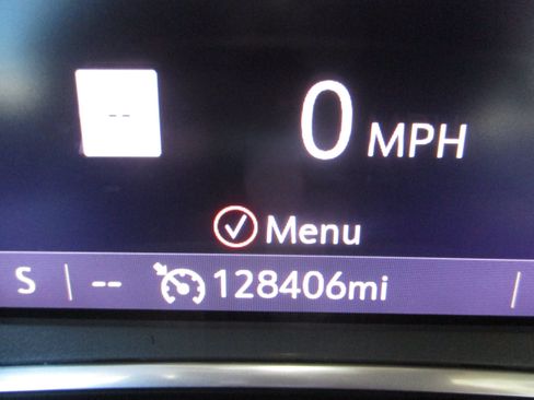 Used 2019 Chevrolet Equinox LT AWD/4WD image 18