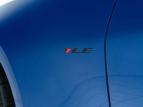 Used 2018 Chevrolet Camaro ZL1 RWD image 21