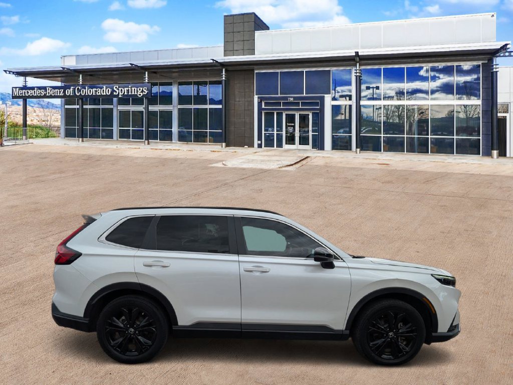 Used 2024 Honda CR-V Sport Touring image 5