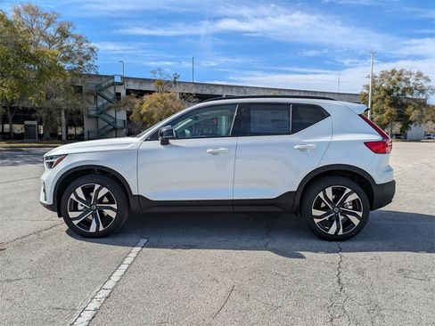 New 2026 Volvo XC40 B5 Ultra w/ Protection Package Premier image 3