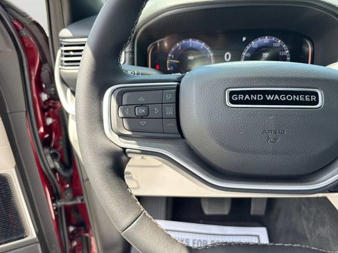 Used 2026 Jeep Grand Wagoneer Limited w/ Premium Group II AWD/4WD image 21