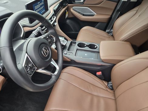 Certified 2025 Acura MDX w/ Technology Package image 13