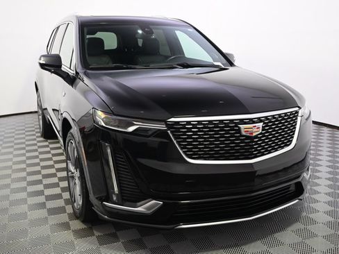 Used 2024 Cadillac XT6 Premium Luxury w/ LPO, Floor Liner Package AWD/4WD image 9