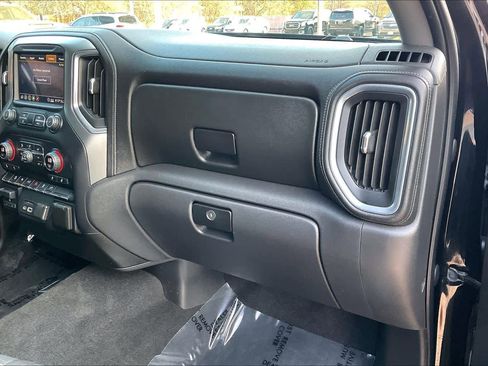 Used 2020 Chevrolet Silverado 1500 LT w/ Texas Edition image 18