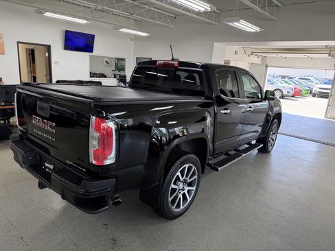 Used 2021 GMC Canyon Denali image 11
