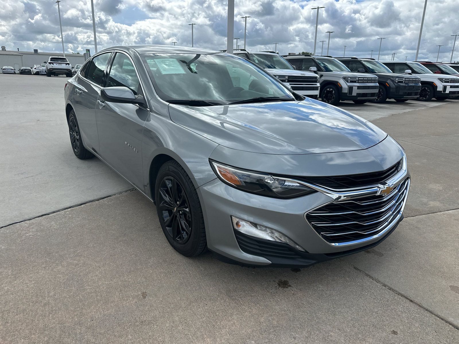 Used 2024 Chevrolet Malibu LT FWD image 8