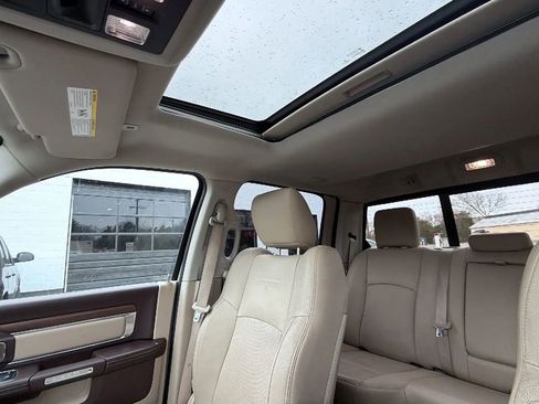 Used 2017 RAM 1500 Laramie w/ Convenience Group image 29