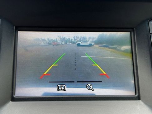 Used 2015 Ford Expedition XLT w/ Equipment Group 201A image 19