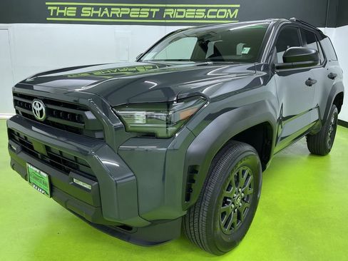 Used 2026 Toyota 4Runner SR5 image 5