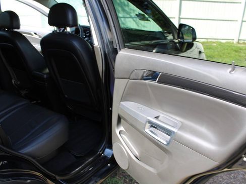 Used 2014 Chevrolet Captiva Sport LTZ FWD image 34