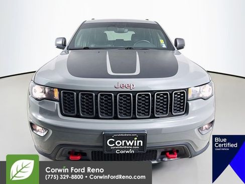 Used 2020 Jeep Grand Cherokee Trailhawk image 2