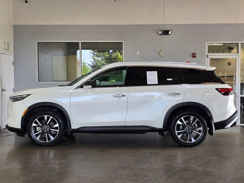 Certified 2023 INFINITI QX60 Luxe w/ Cargo Package AWD/4WD image 7