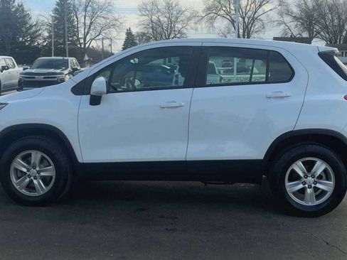 Certified 2018 Chevrolet Trax LS image 5