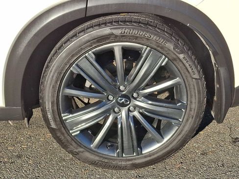 Used 2020 INFINITI QX50 Essential w/ Edition 30 Package image 6