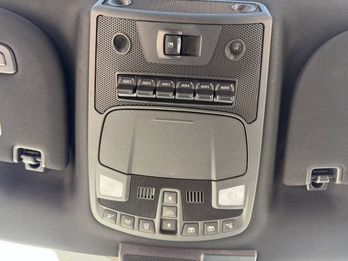 Used 2022 Ford F350 Platinum image 12