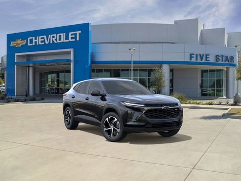 New 2026 Chevrolet Trax RS w/ Driver Confidence Package FWD image 1
