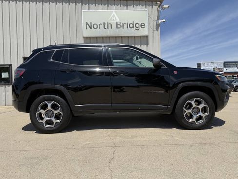 Used 2022 Jeep Compass Trailhawk w/ Trailhawk Elite Group AWD/4WD image 31