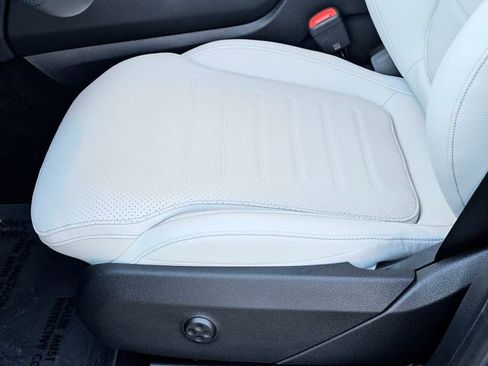 New 2026 Mercedes-Benz GLC 300 4MATIC image 16