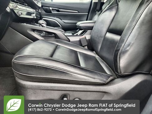 Used 2025 Kia Telluride S AWD/4WD image 20