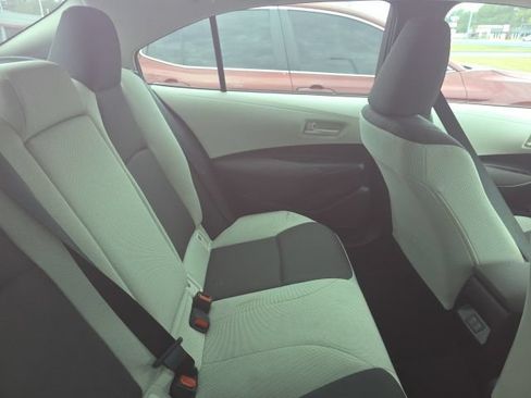 Used 2023 Toyota Corolla LE FWD image 11