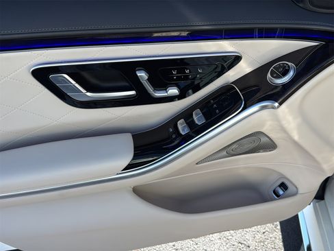 Used 2021 Mercedes-Benz S 580 4MATIC Sedan image 21
