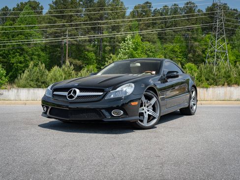 Used 2009 Mercedes-Benz SL 550 image 1