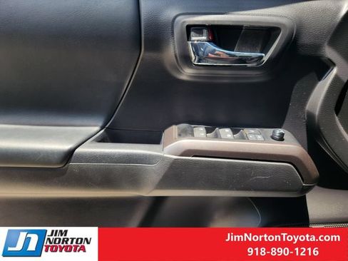Used 2023 Toyota Tacoma Limited w/ Nightshade Package AWD/4WD image 24