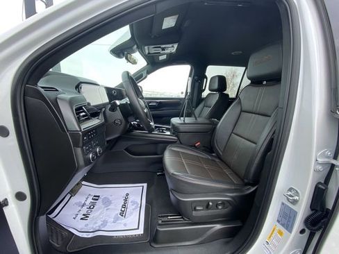 Certified 2025 Chevrolet Tahoe High Country image 11