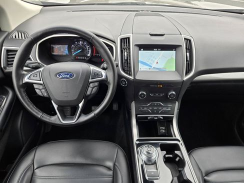 Used 2019 Ford Edge SEL w/ Equipment Group 201A FWD image 6