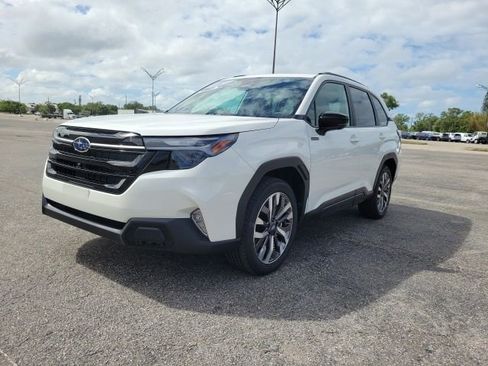 New 2026 Subaru Forester Touring AWD/4WD image 2