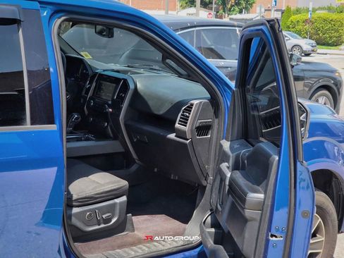 Used 2015 Ford F150 XLT w/ Equipment Group 302A Luxury AWD/4WD image 9