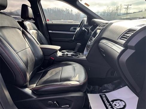 Used 2018 Ford Explorer Sport w/ Ford Safe & Smart Package image 16
