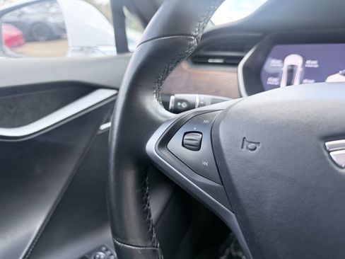 Used 2020 Tesla Model S Long Range image 44