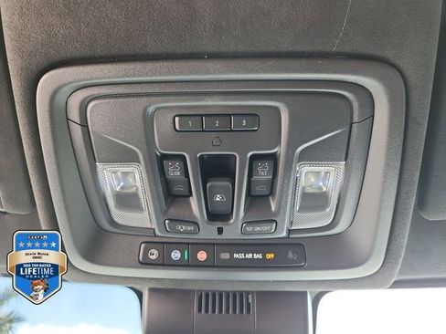 Certified 2024 GMC Sierra 3500 Denali Ultimate AWD/4WD image 30
