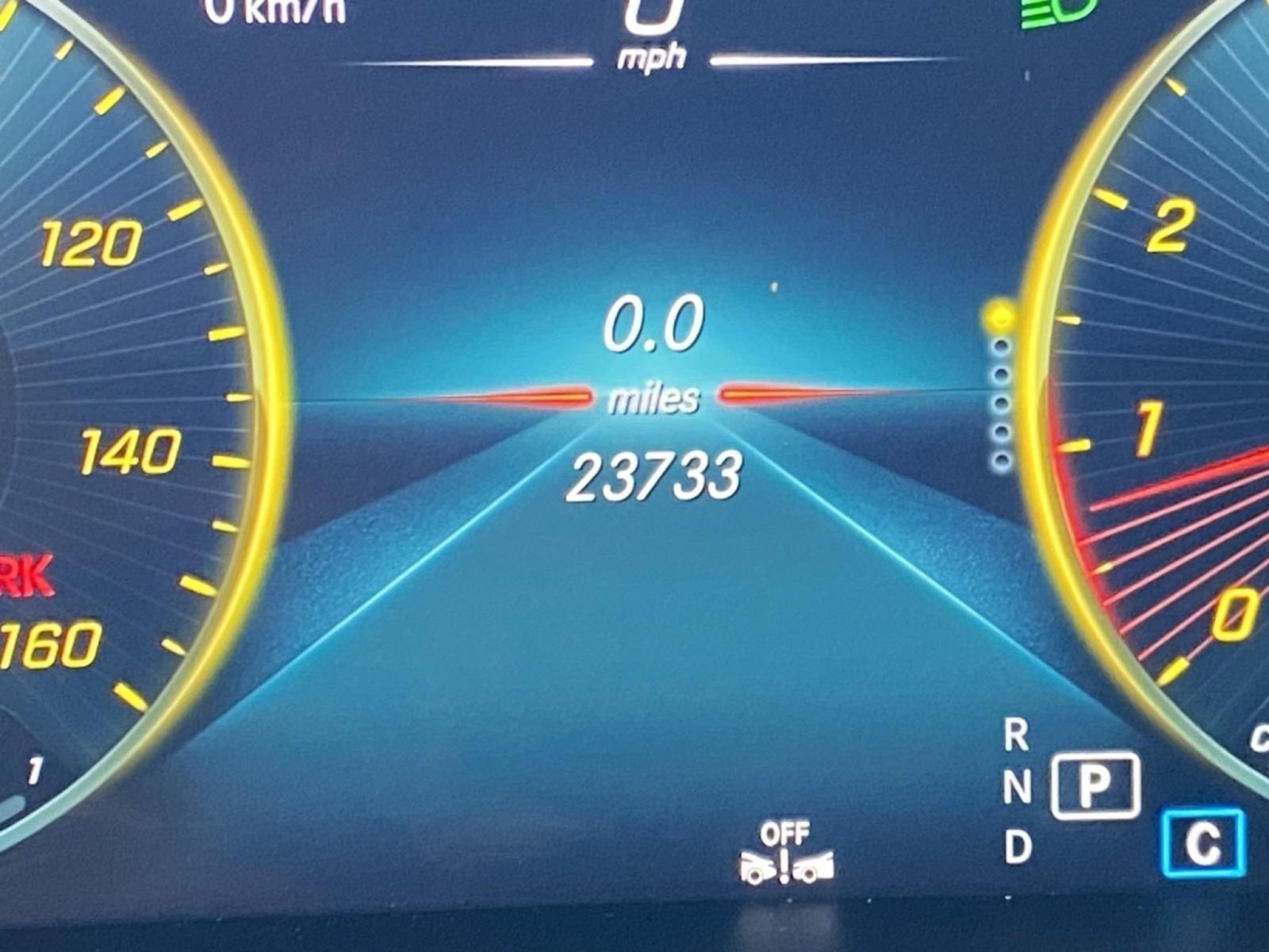 Used 2023 Mercedes-Benz GLC 300 4MATIC Coupe image 26