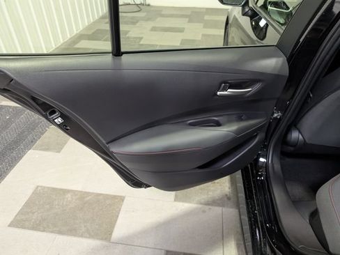 Used 2025 Toyota Corolla SE FWD image 8