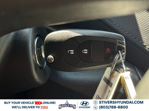 Used 2021 Chevrolet TrailBlazer LS FWD image 32