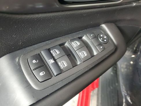 New 2026 Chrysler Pacifica Select image 14