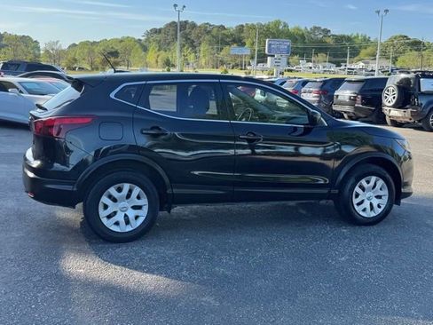 Used 2019 Nissan Rogue Sport S FWD image 7