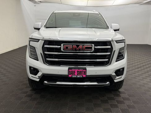 Used 2026 GMC Yukon Elevation w/ Elevation Premium Package AWD/4WD image 6