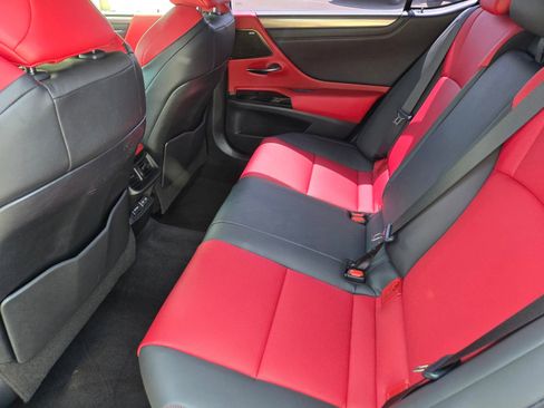 Used 2024 Lexus ES 300h F Sport w/ Accessory Package (Z2) FWD image 16