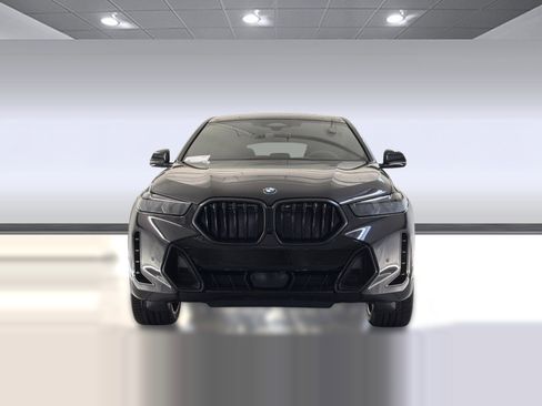 New 2026 BMW X6 xDrive40i w/ Climate Comfort Package image 5