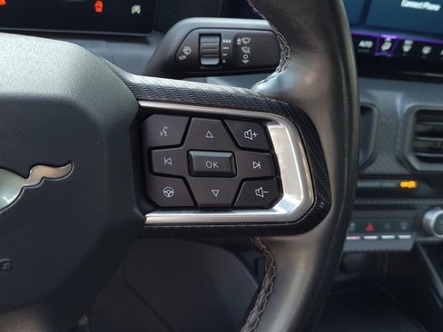 Used 2024 Ford Mustang Convertible image 19