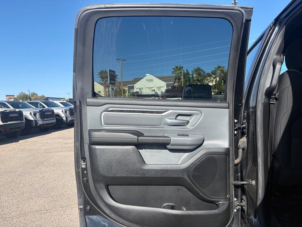 Used 2022 RAM 1500 Big Horn AWD/4WD image 25