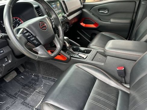 Used 2023 Nissan Frontier Pro-X w/ Pro-X Premium Package RWD image 9