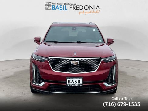 Used 2020 Cadillac XT6 Premium Luxury image 8