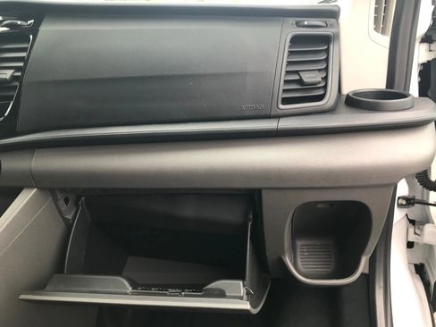 Used 2023 Ford Transit 350 XLT image 43