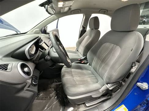 Used 2018 Chevrolet Sonic LT image 15