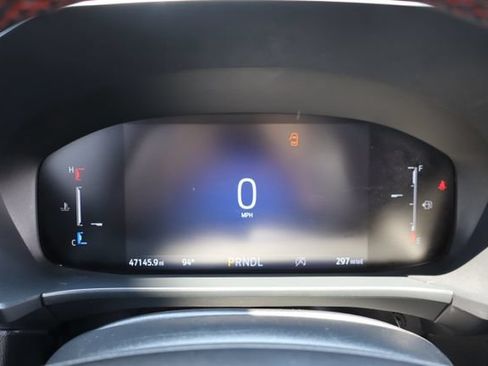 Certified 2025 Ford Escape ST-Line Select AWD/4WD image 18