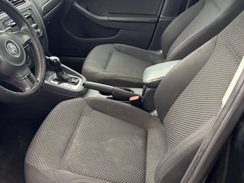 Used 2014 Volkswagen Jetta S FWD image 8